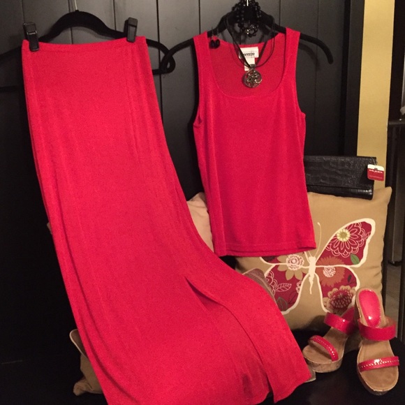 Nexxen Red Slit Skirt and Sleeveless Top Set-S - Picture 2 of 8